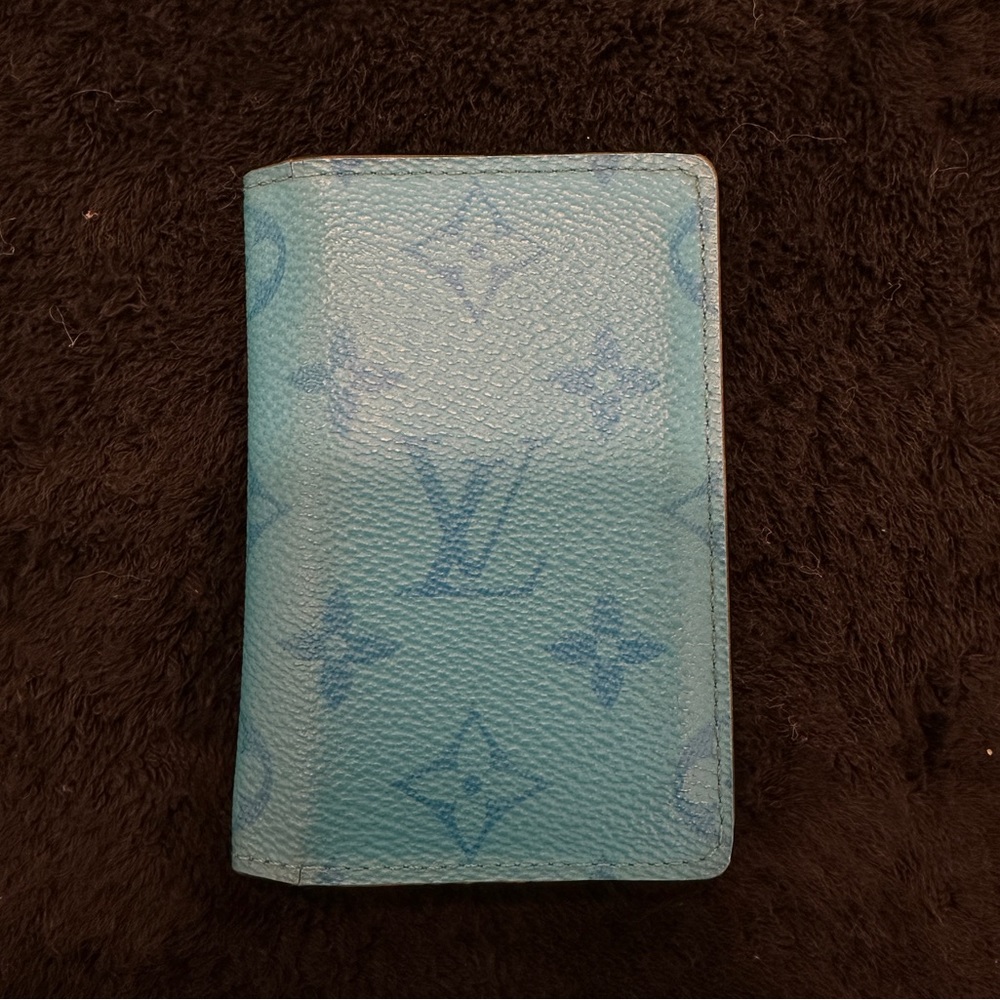 Louis Vuitton Tri Fold